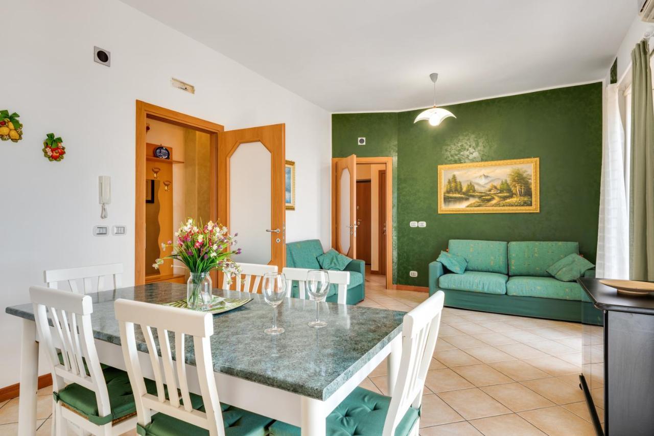 Roomy And Bright Apartment With Balconies X6 Catania Eksteriør billede