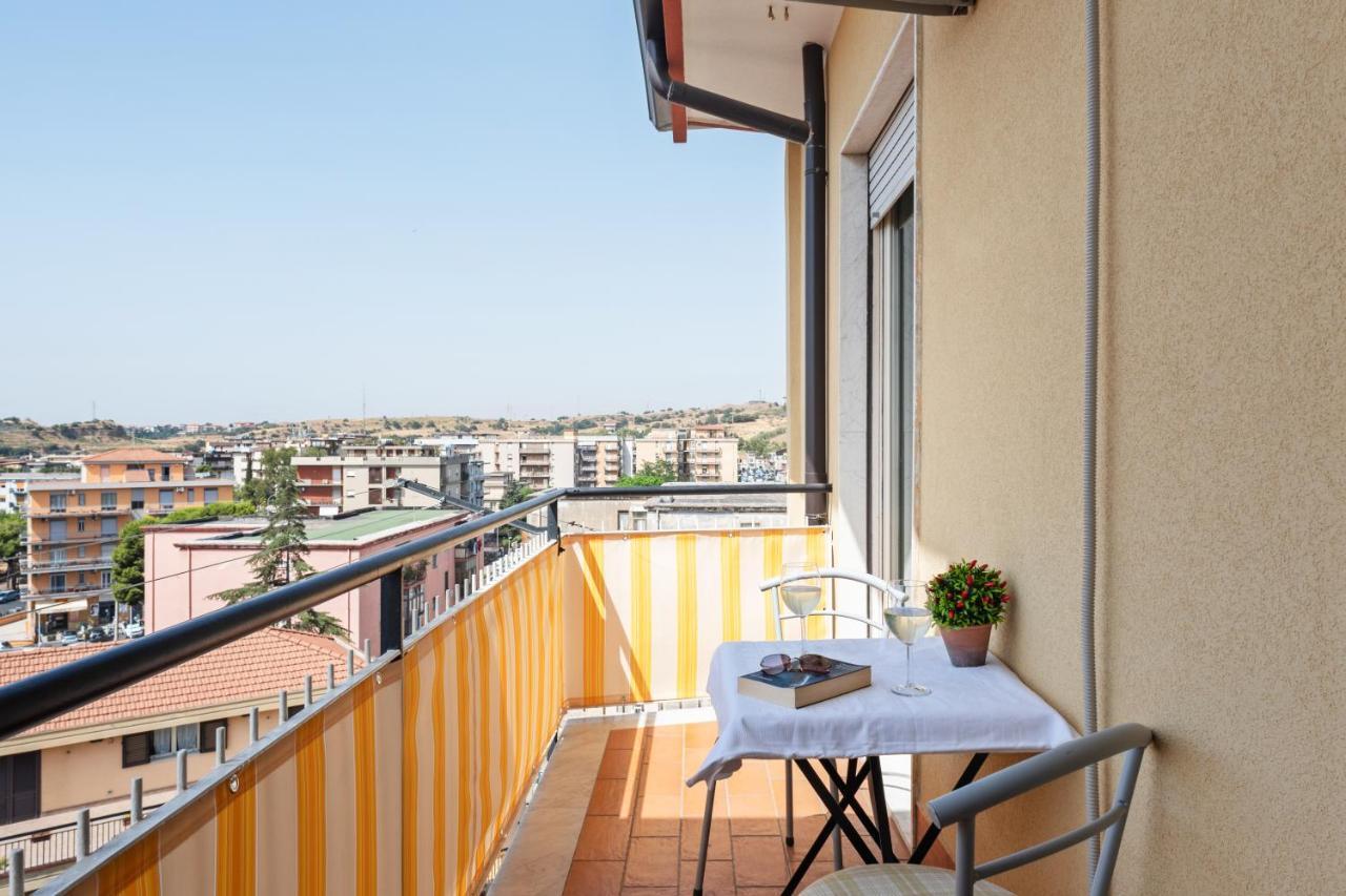 Roomy And Bright Apartment With Balconies X6 Catania Eksteriør billede