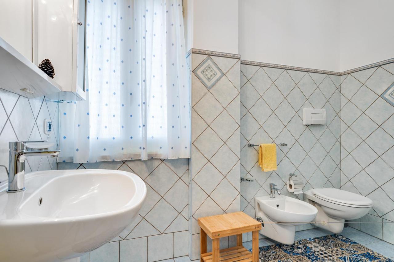 Roomy And Bright Apartment With Balconies X6 Catania Eksteriør billede