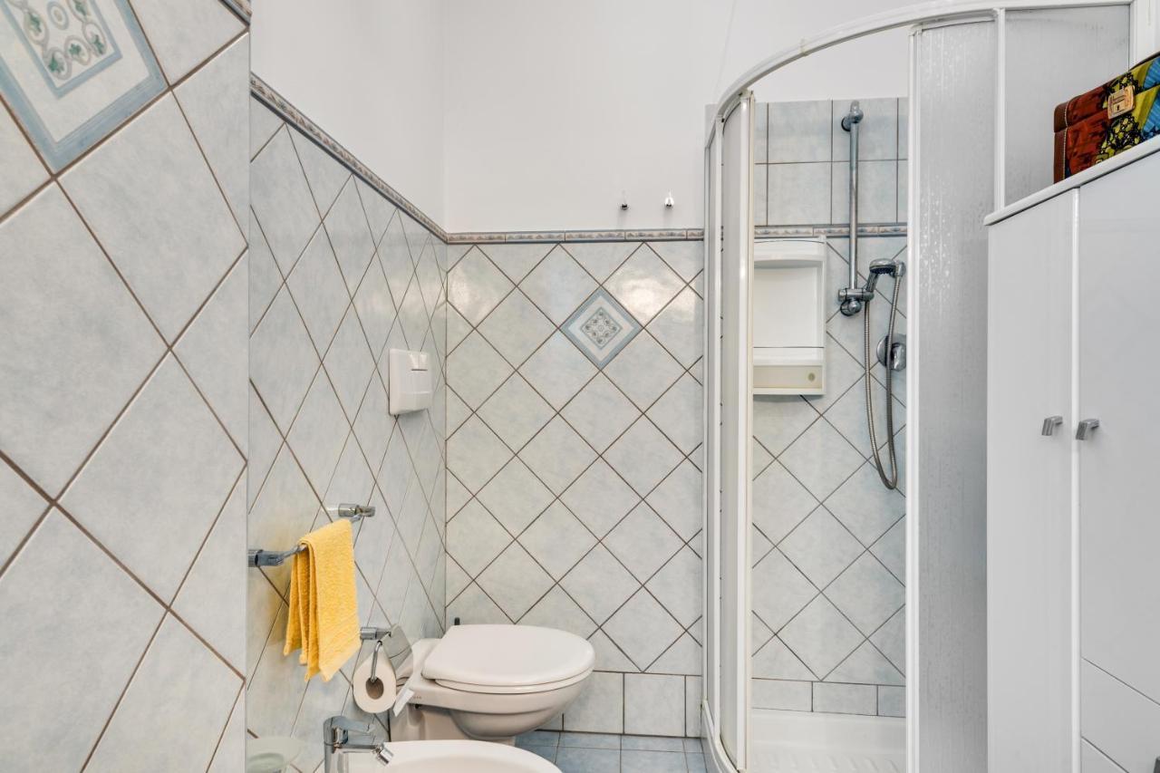 Roomy And Bright Apartment With Balconies X6 Catania Eksteriør billede