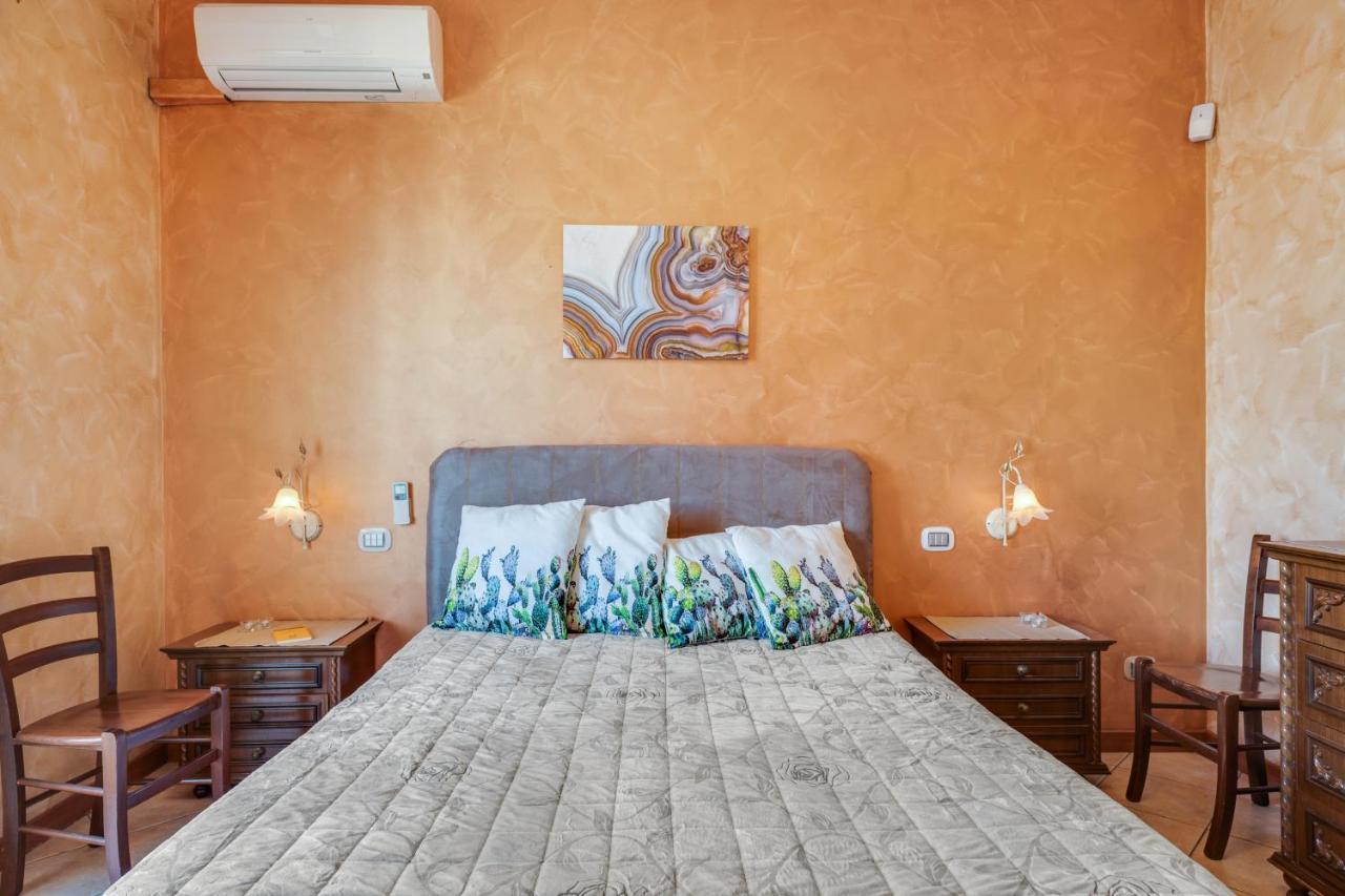 Roomy And Bright Apartment With Balconies X6 Catania Eksteriør billede