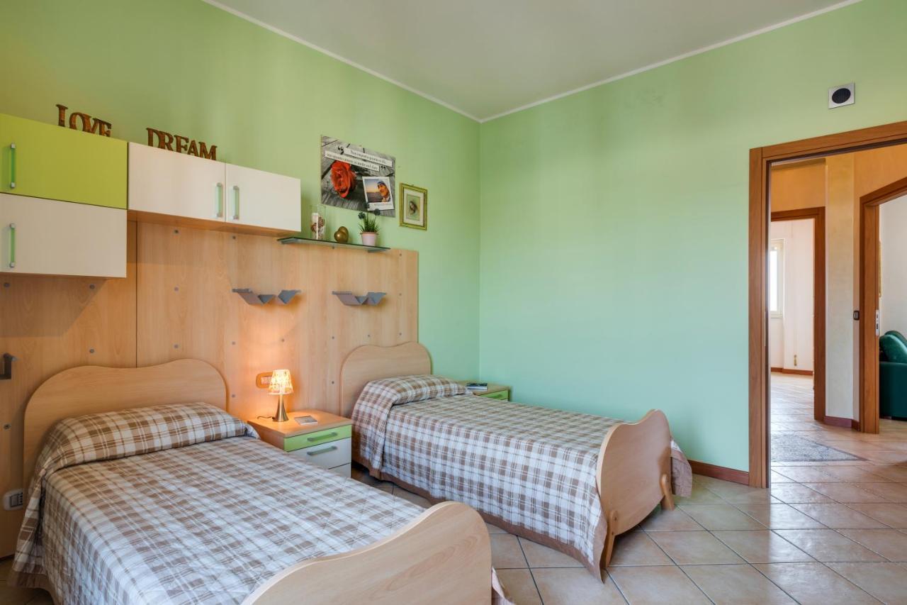 Roomy And Bright Apartment With Balconies X6 Catania Eksteriør billede